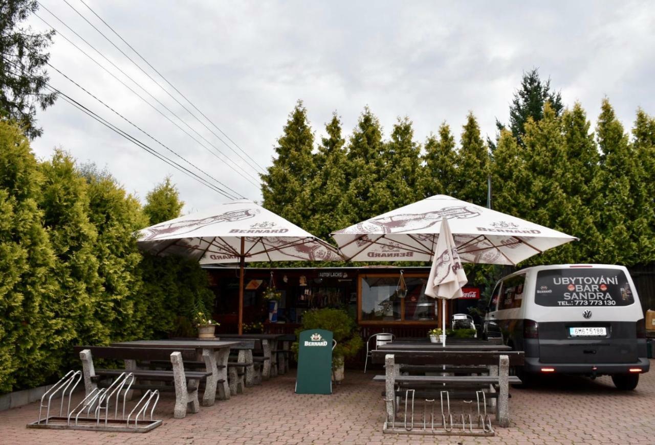 Penzion-Bar Sandra Belkovice エクステリア 写真